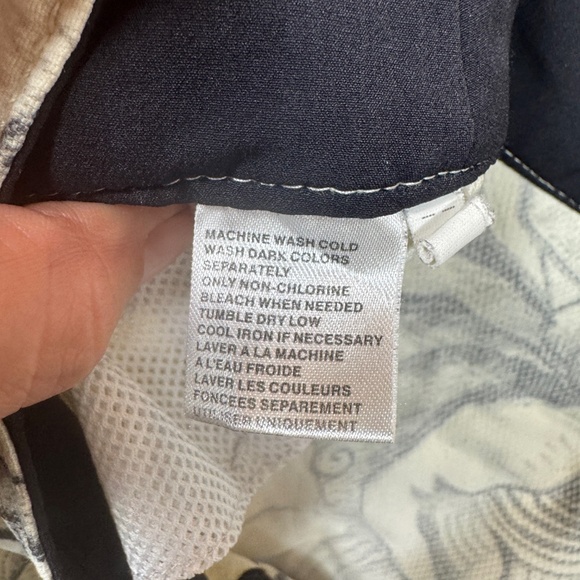 Tommy Bahama Boardshorts Mens Size 38 Cream Relax Waves All Over Print - Picture 4 of 8